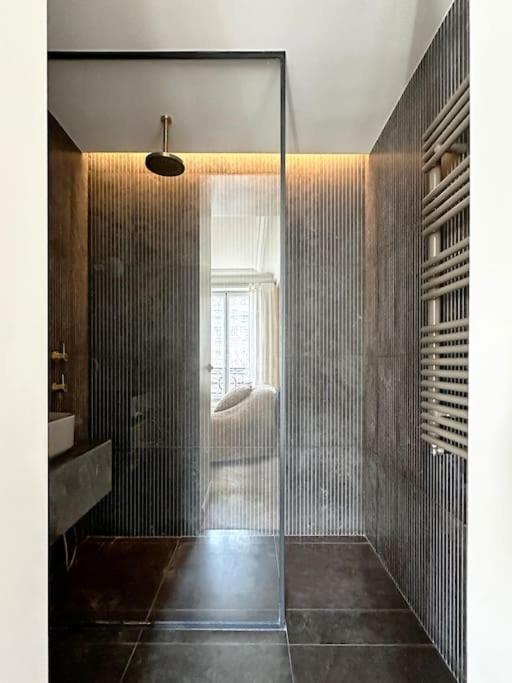 Luxury - Marais / Republique Parigi